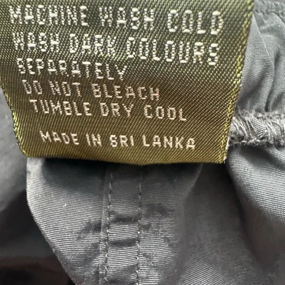 Macabi Hiking and Travel Skirt Black L - Picture 7 of 8